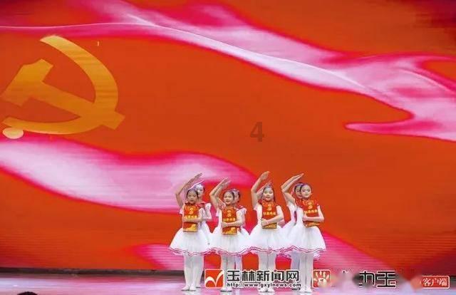 相扑选手大跳跃